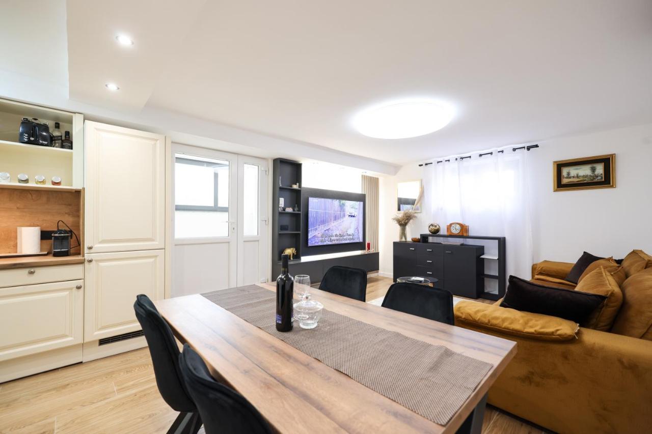Oscar & Leo Apartments Задар Экстерьер фото